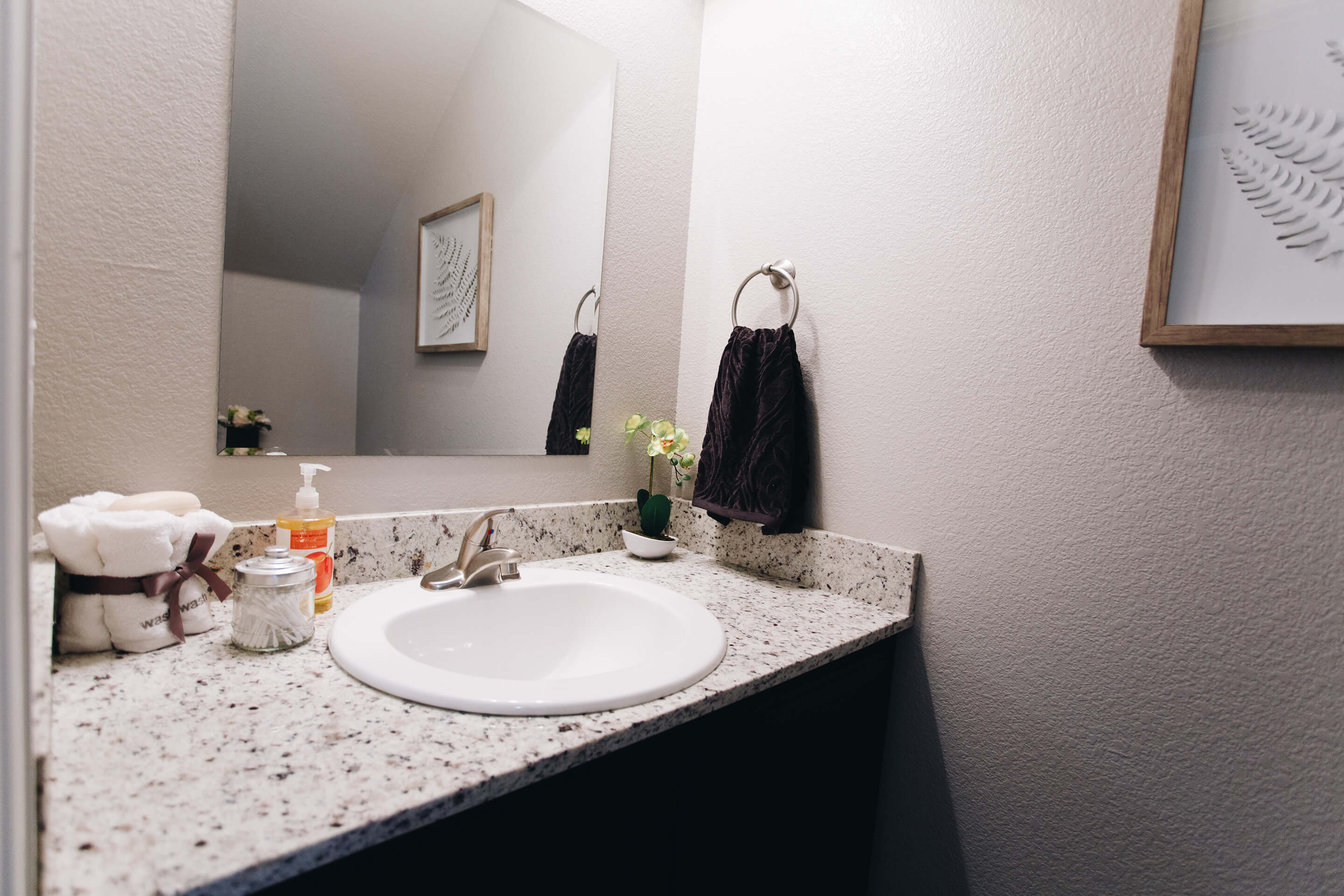 a picture of the bathroom inide the boulder townhome from a different angle